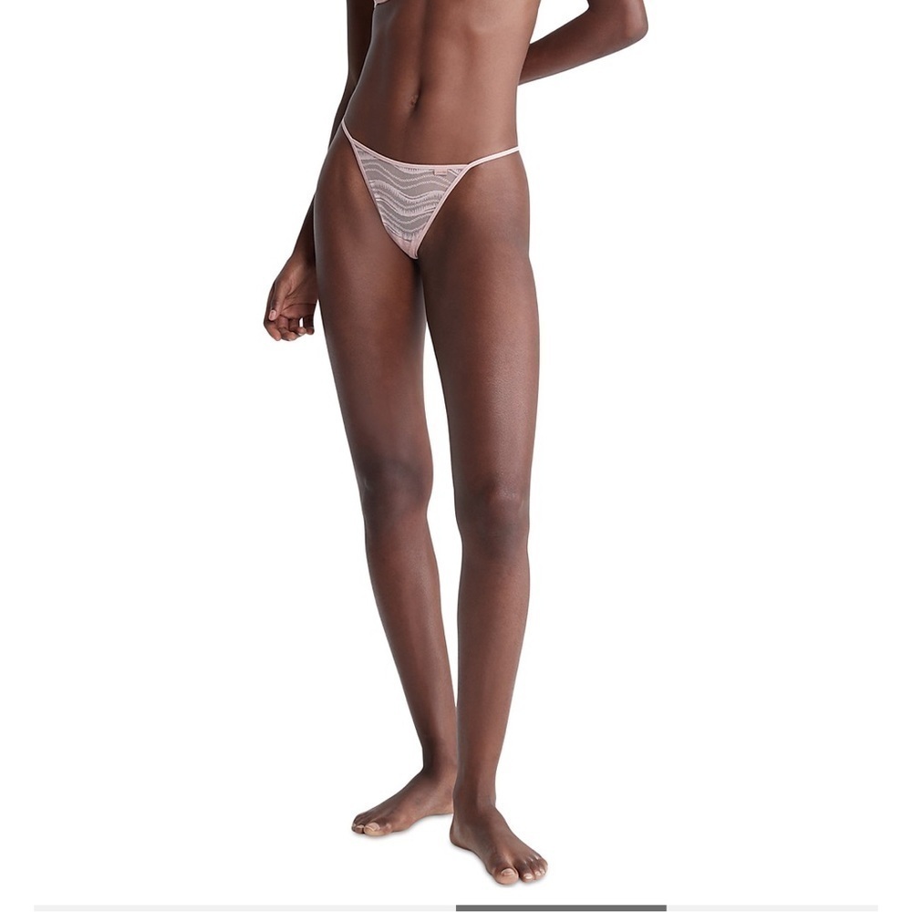 NWT  Calvin Klein G- String Thong- XL